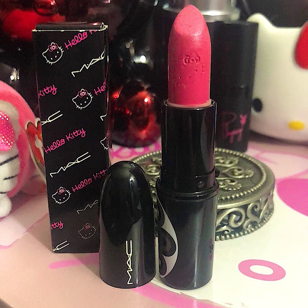 MAC Cosmetics LE Frost Lipstick - Strayin